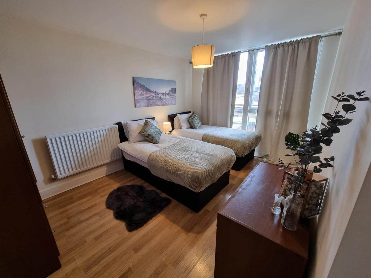 Cosy 2 Bedroom Apartment By One Choice Stays Serviced Accommodation Birmingham - City Centre - Wifi מראה חיצוני תמונה